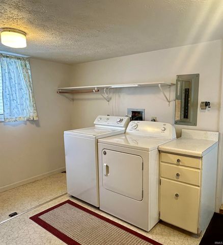 205 E Franklin Street, Delphi, IN 46923