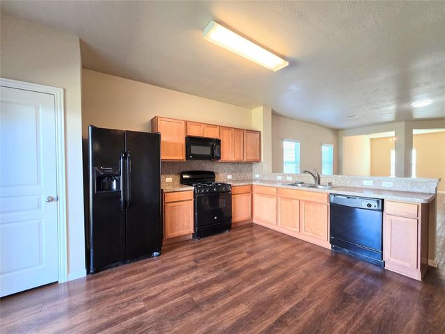 11126 Kingsnorth Drive, Tomball, TX 77375