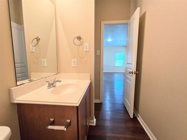 11126 Kingsnorth Drive, Tomball, TX 77375