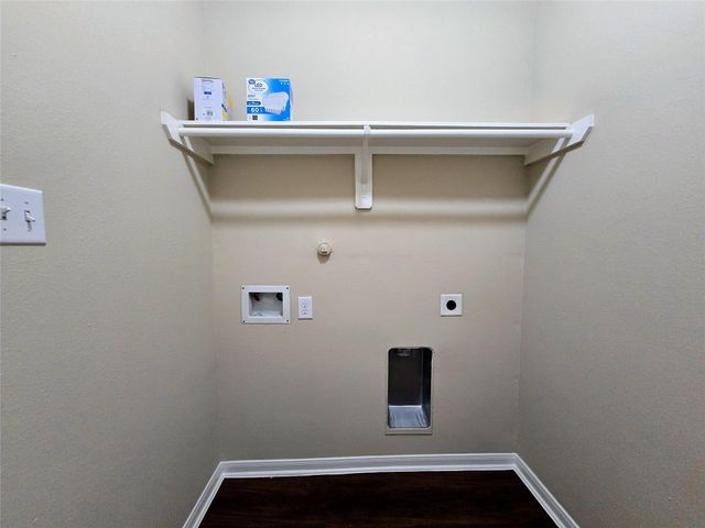 11126 Kingsnorth Drive, Tomball, TX 77375