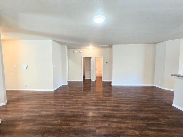 11126 Kingsnorth Drive, Tomball, TX 77375