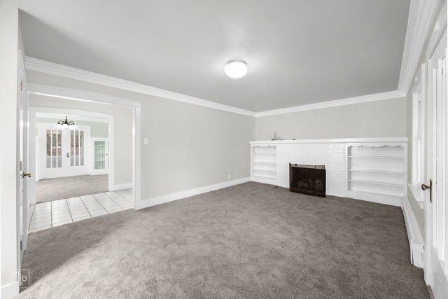 727 N Ridgeland Avenue, Oak Park, IL 60302