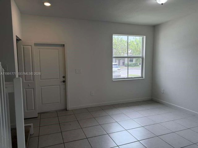 12436 NW 23rd Ct, Miami, FL 33167