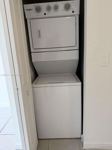 12436 NW 23rd Ct, Miami, FL 33167