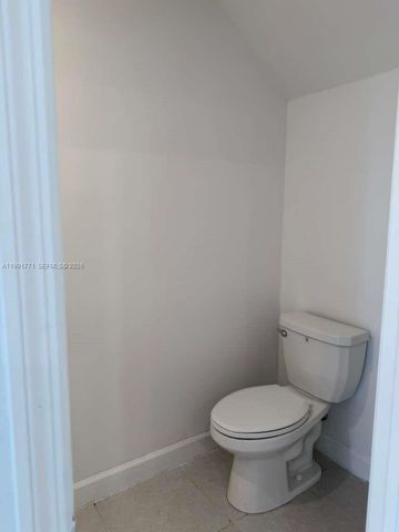 12436 NW 23rd Ct, Miami, FL 33167