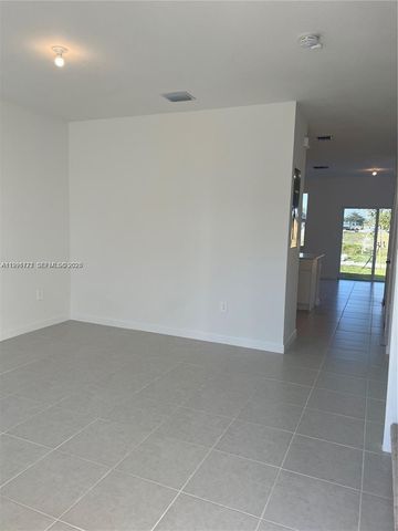 12436 NW 23rd Ct, Miami, FL 33167