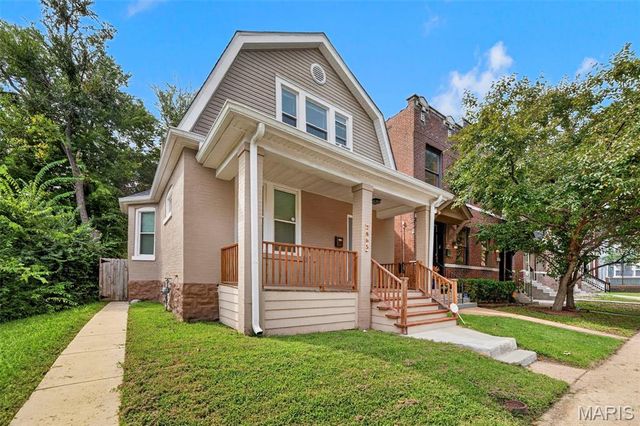 2865 Texas Avenue, St Louis, MO 63118