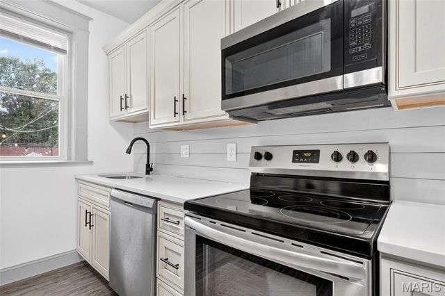 2865 Texas Avenue, St Louis, MO 63118