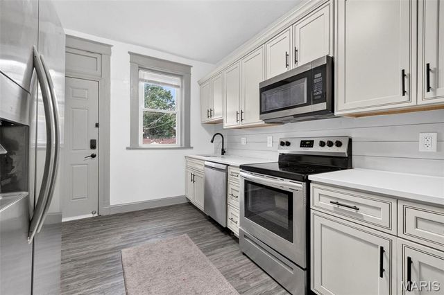 2865 Texas Avenue, St Louis, MO 63118