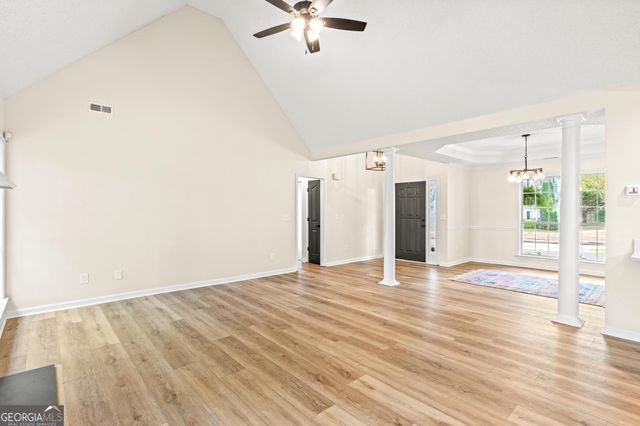 38 Park Forest Curve, Newnan, GA 30265