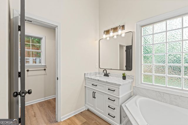 38 Park Forest Curve, Newnan, GA 30265