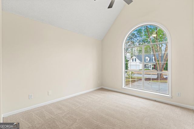 38 Park Forest Curve, Newnan, GA 30265