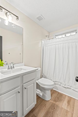 38 Park Forest Curve, Newnan, GA 30265