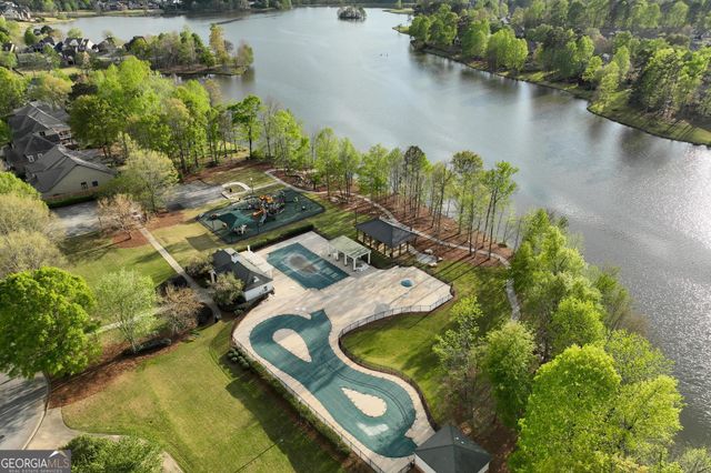 38 Park Forest Curve, Newnan, GA 30265