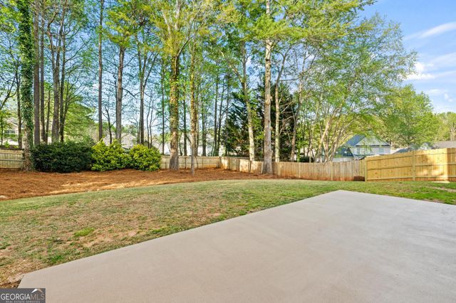 38 Park Forest Curve, Newnan, GA 30265