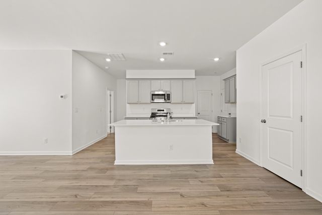 81 Buck Creek Lane, Rossville, GA 30741