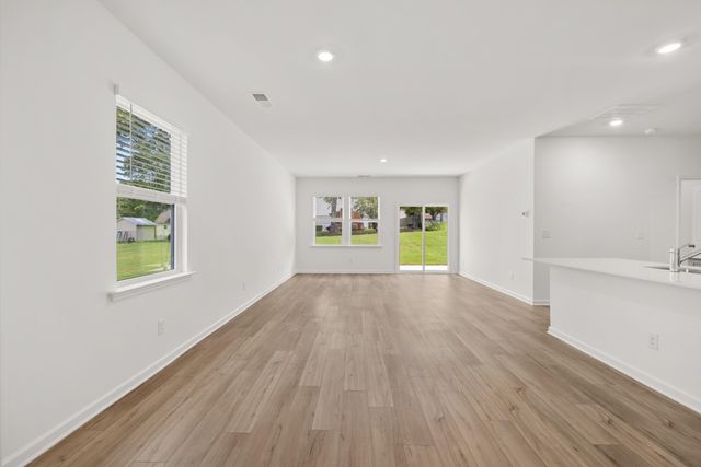 81 Buck Creek Lane, Rossville, GA 30741