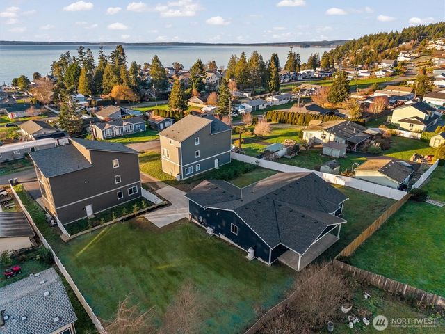 150 Henning Drive, Camano Island, WA 98282