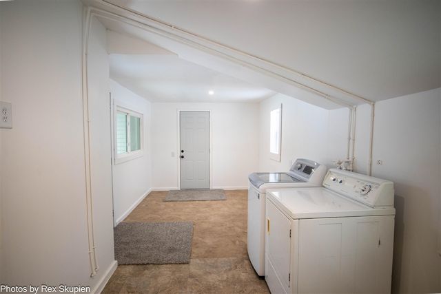 1861 E Monroe Street, White Cloud, MI 49349