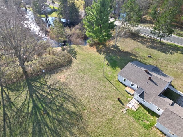 1861 E Monroe Street, White Cloud, MI 49349