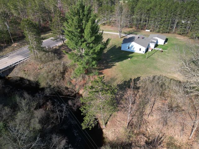 1861 E Monroe Street, White Cloud, MI 49349