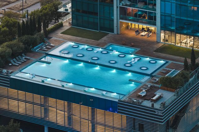 3130 N Harwood Street 1805, Dallas, TX 75201
