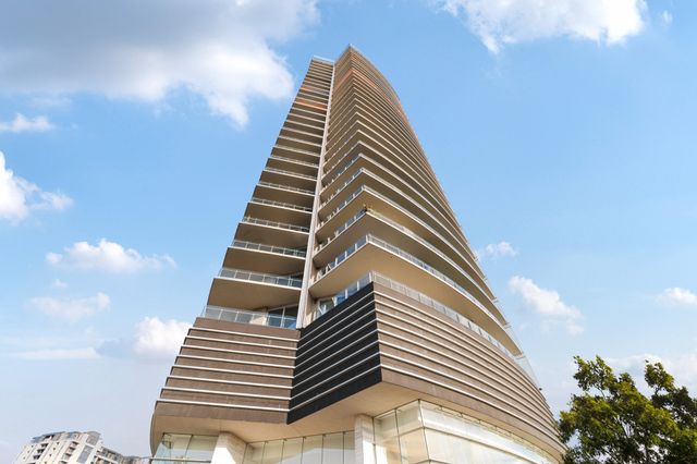 3130 N Harwood Street 1805, Dallas, TX 75201