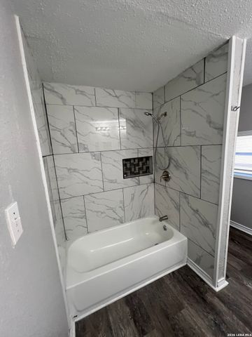 909 W Crockett, Beeville, TX 78102