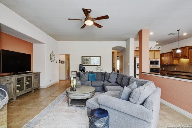 15814 HACHITA BLANCO, Helotes, TX 78023