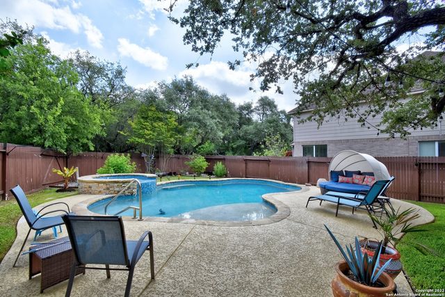 15814 HACHITA BLANCO, Helotes, TX 78023