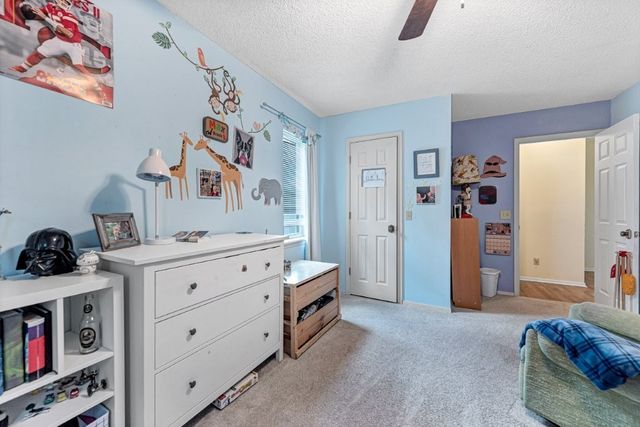 1402 S Countrywood Place, Rogers, AR 72758