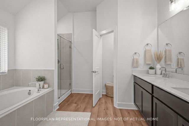 2203 Lone Bronco Boulevard, Rosenberg, TX 77471