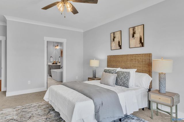 101 Pine Edge Way, New Market, AL 35761