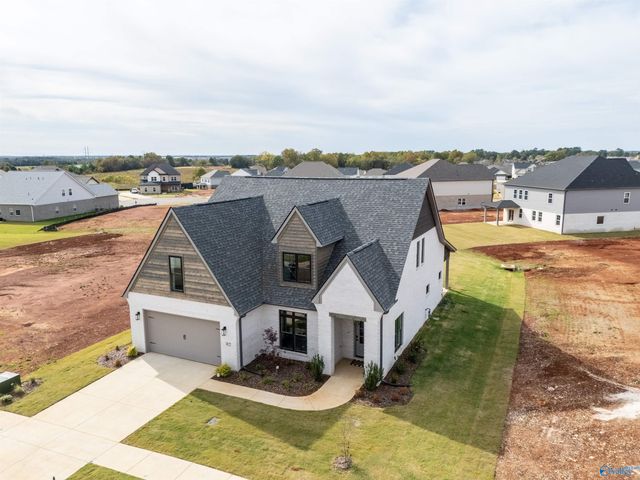 101 Pine Edge Way, New Market, AL 35761