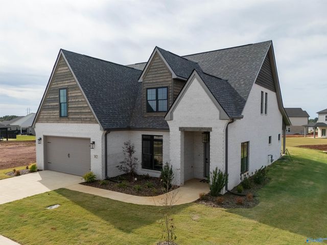 101 Pine Edge Way, New Market, AL 35761