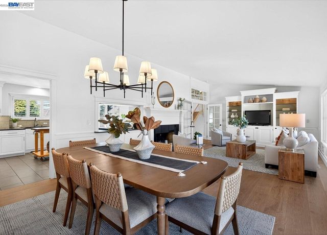 976 Richard Ln, Danville, CA 94526