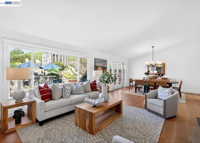 976 Richard Ln, Danville, CA 94526