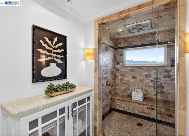 976 Richard Ln, Danville, CA 94526