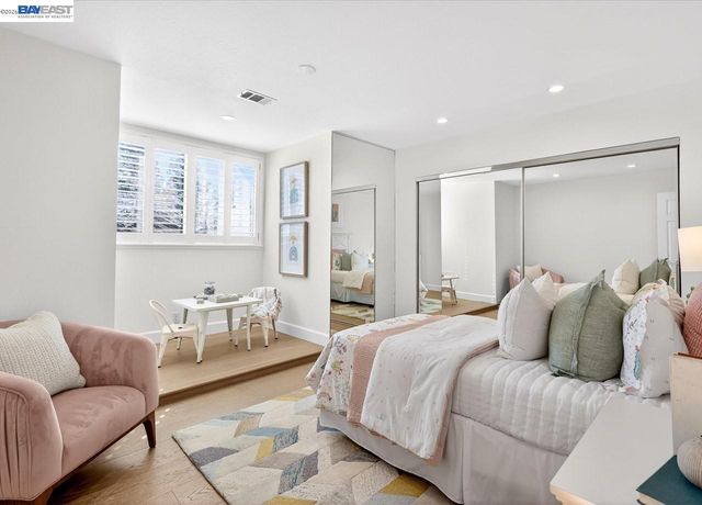 976 Richard Ln, Danville, CA 94526