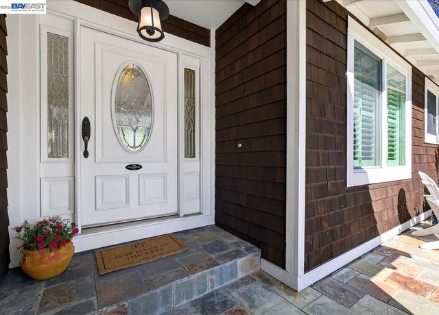 976 Richard Ln, Danville, CA 94526