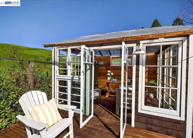 976 Richard Ln, Danville, CA 94526