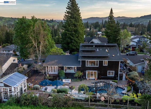 976 Richard Ln, Danville, CA 94526