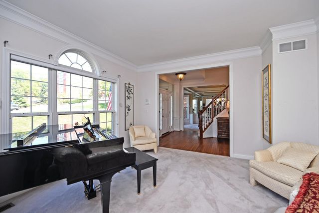 4008 Miami Road, Mariemont, OH 45227