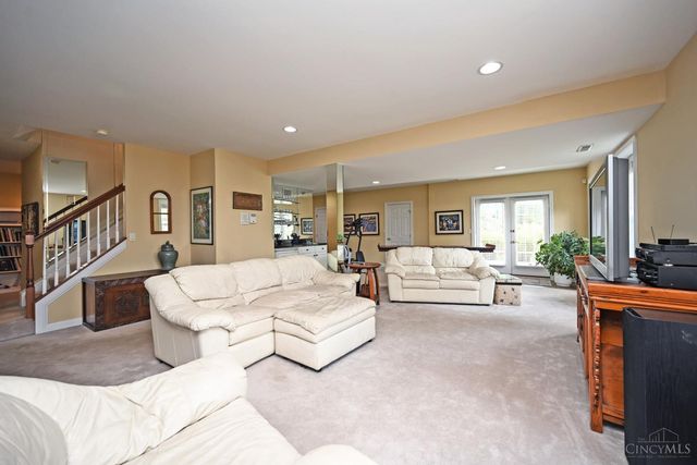 4008 Miami Road, Mariemont, OH 45227