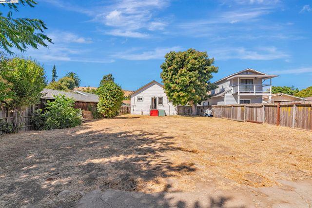 37373 3rd St, Fremont, CA 94536