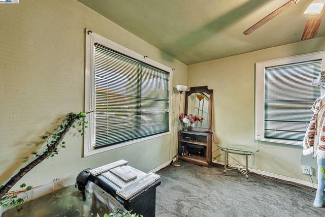 37373 3rd St, Fremont, CA 94536