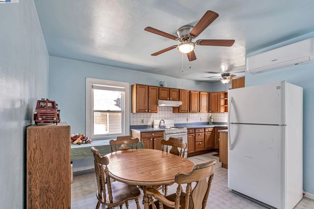 37373 3rd St, Fremont, CA 94536