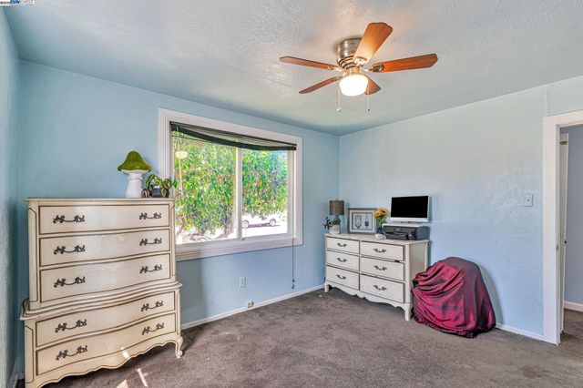 37373 3rd St, Fremont, CA 94536