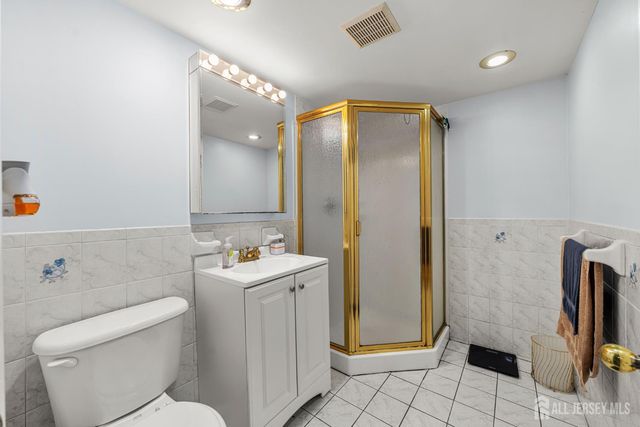 50 Ernest Street, Nutley, NJ 07110