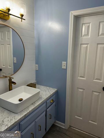 692 Crawford Circle, Toccoa, GA 30577